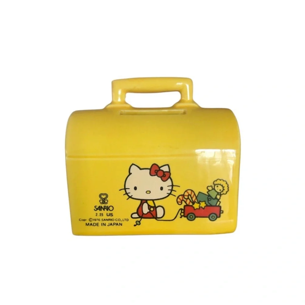 Vintage Sanrio Hello Kitty Yellow Lunchbox Shaped Mini Coin Bank 1976